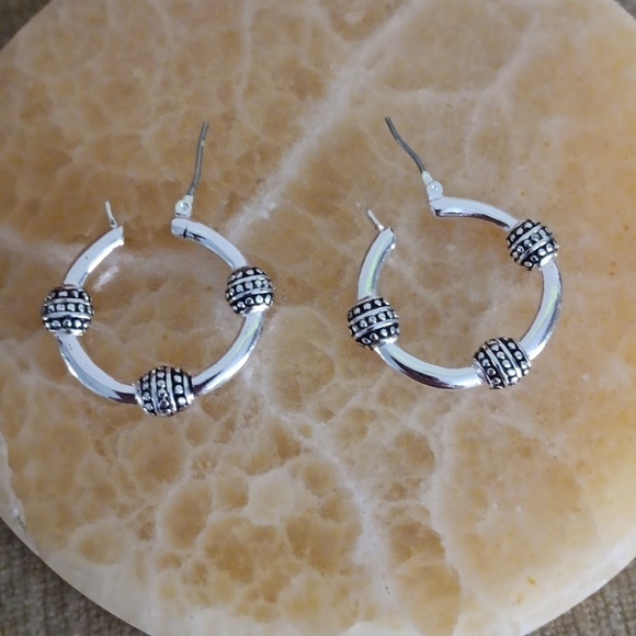 Silver Tone Post Snap Closure Hoop Earrings - Picture 3 of 5